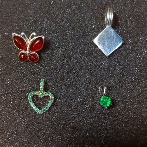 4 Necklace pieces